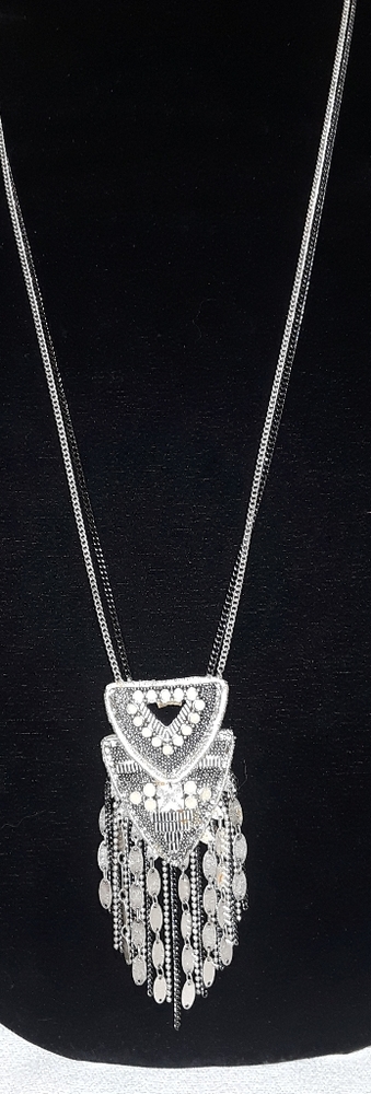 Stella & Dot Chiara Necklace        Leather Backed Pendant w/Neutral Sparkle - Picture 5 of 12